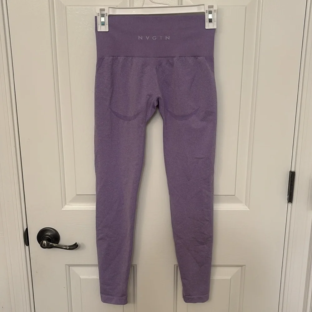 NVGTN Seamless Contour Legging in Lilac